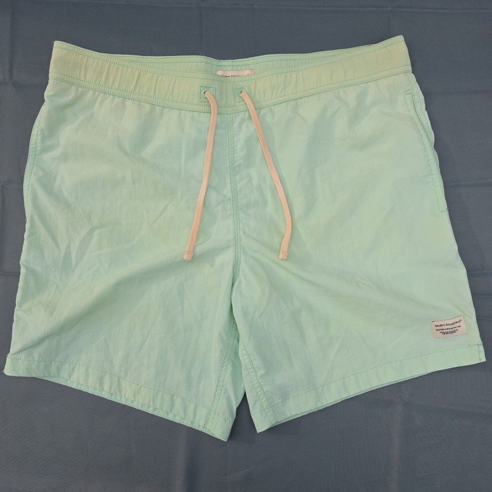 modern amusement shorts Men's‎ Medium Trunks Board Beach Sun Pale Green